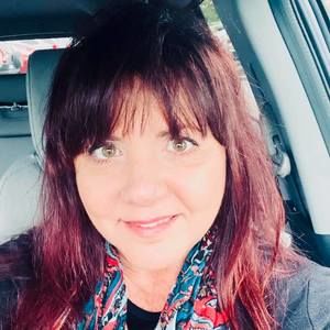 Meet your Posher, Shelly